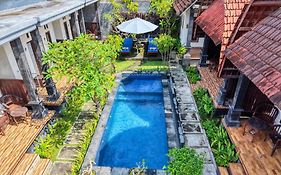 Toro Cottage